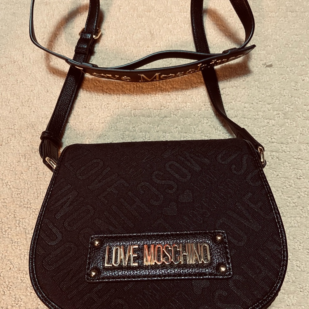 Cross Body Purse - Picture 2 of 6